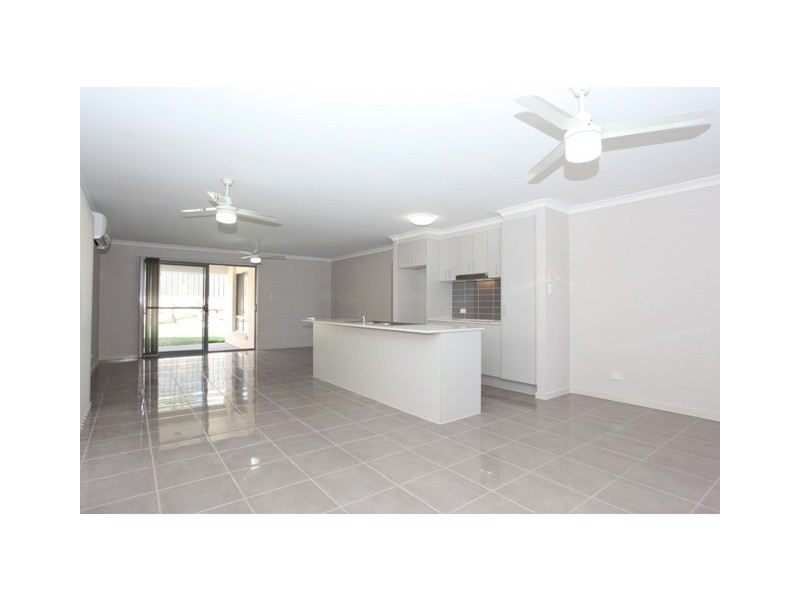 131 Mackintosh Drive, North Lakes QLD 4509