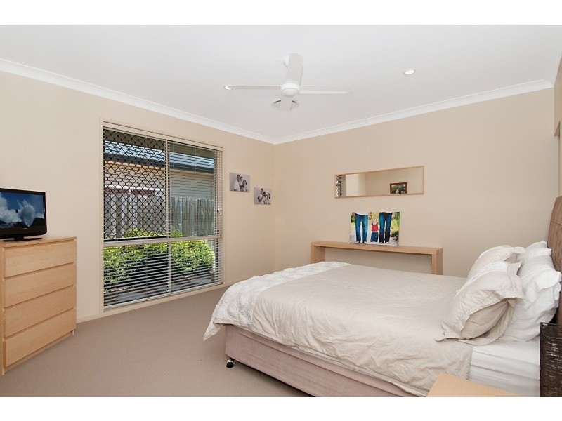 12 Elkhorn Court, North Lakes QLD 4509