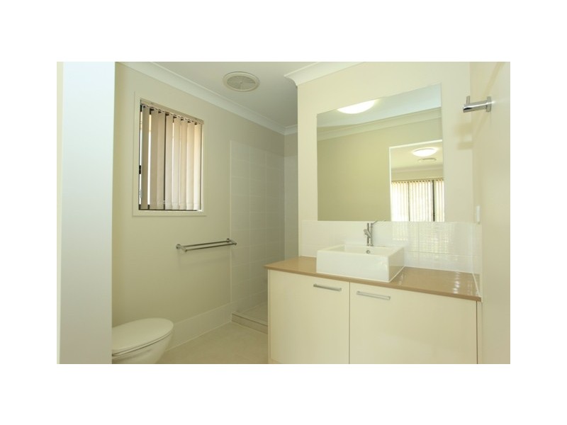 20 Severn Crescent, North Lakes QLD 4509
