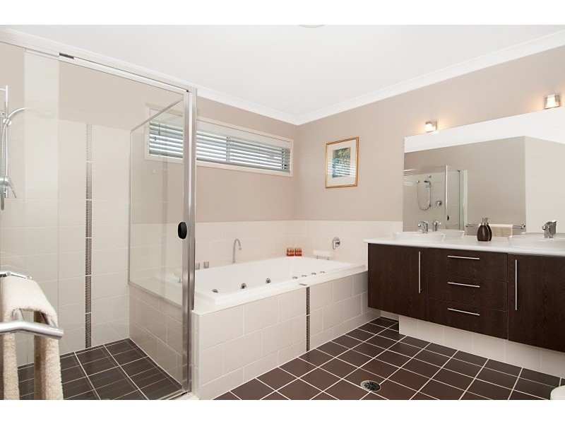 15 Backhousia Court, North Lakes QLD 4509