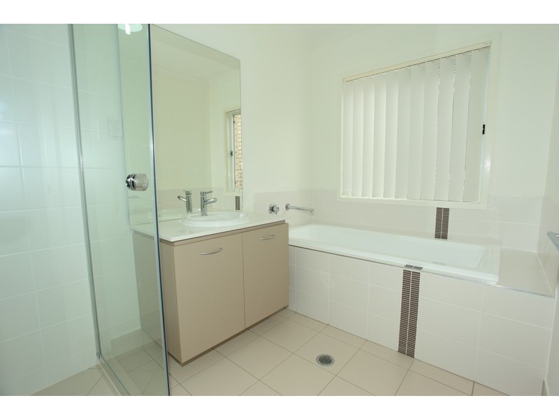 36 Langham, North Lakes QLD 4509