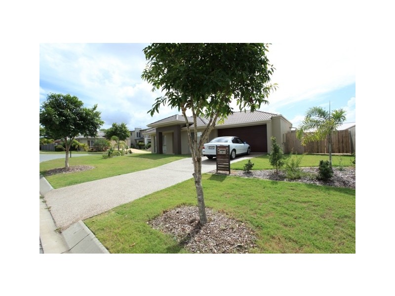 9 Elkington Circuit, North Lakes QLD 4509