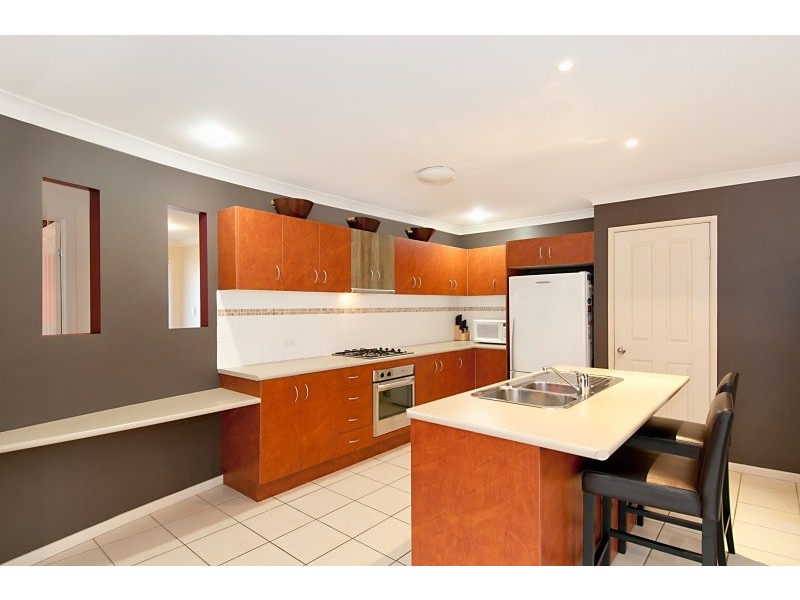 11 Swordgrass Court, Kallangur QLD 4503