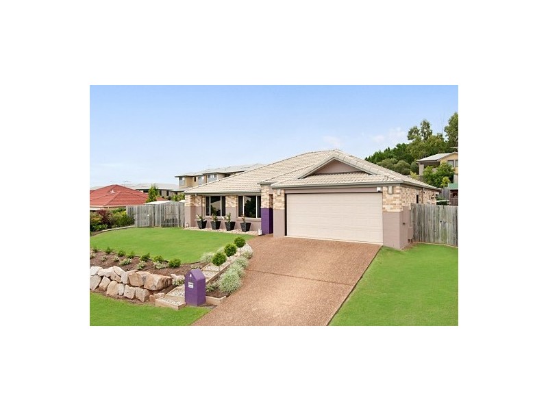 11 Swordgrass Court, Kallangur QLD 4503