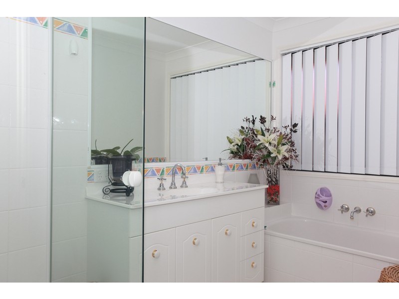 2 Brindabella Court, North Lakes QLD 4509
