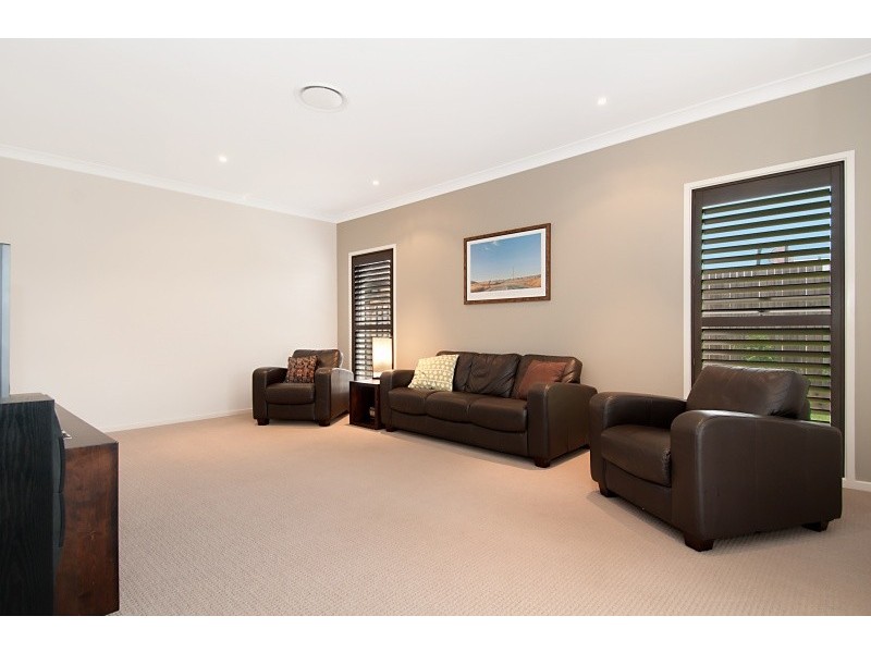 3 Carmody Parade, North Lakes QLD 4509