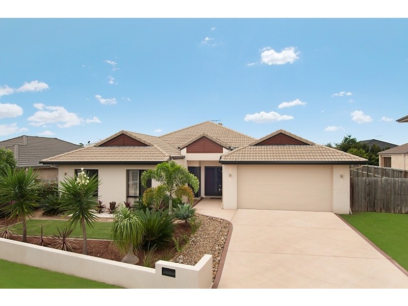 18 Kurrajong Circuit, North Lakes QLD 4509