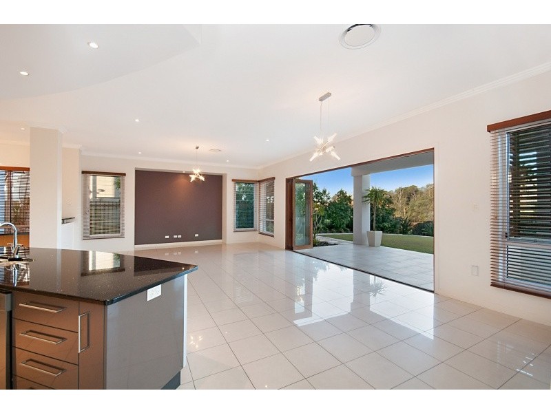 24 Sandpiper Avenue, North Lakes QLD 4509