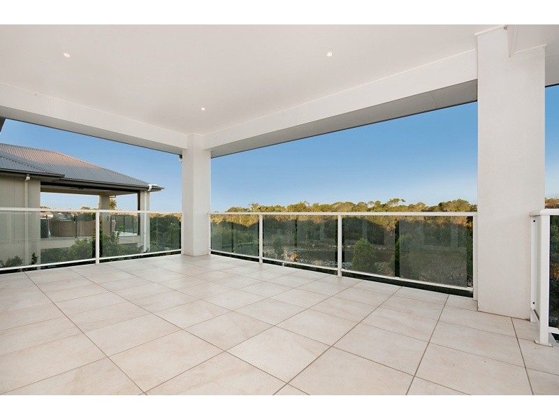 24 Sandpiper Avenue, North Lakes QLD 4509