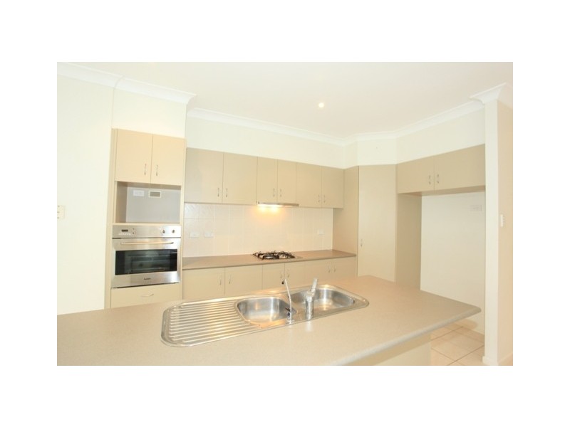 29 Turnstone Circuit, North Lakes QLD 4509