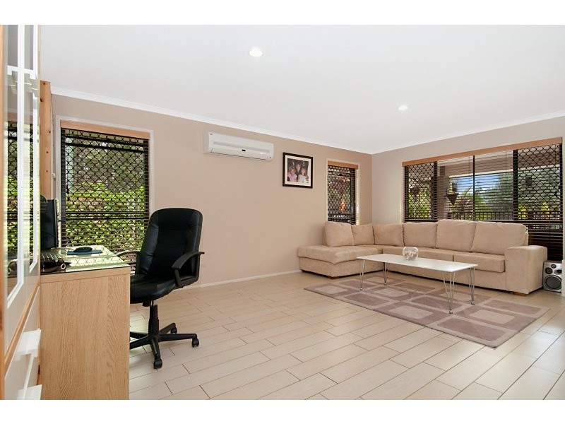 1 Kate Court, Murrumba Downs QLD 4503
