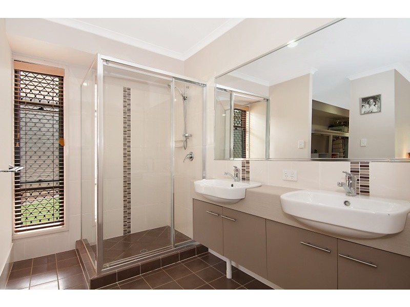 1 Kate Court, Murrumba Downs QLD 4503