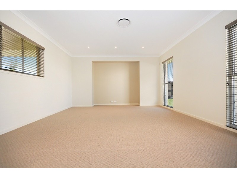 3 Eaton Close, North Lakes QLD 4509