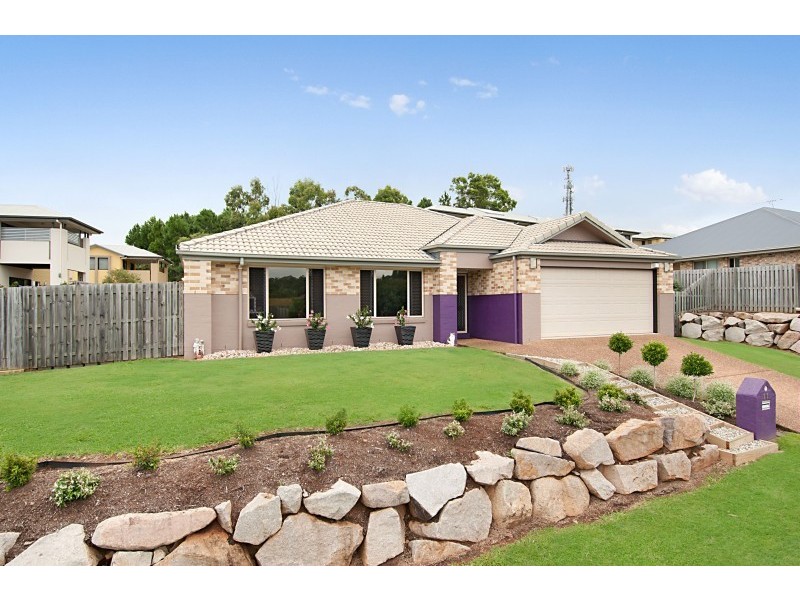 11 Swordgrass Court, Kallangur QLD 4503