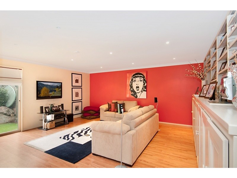 11 Swordgrass Court, Kallangur QLD 4503