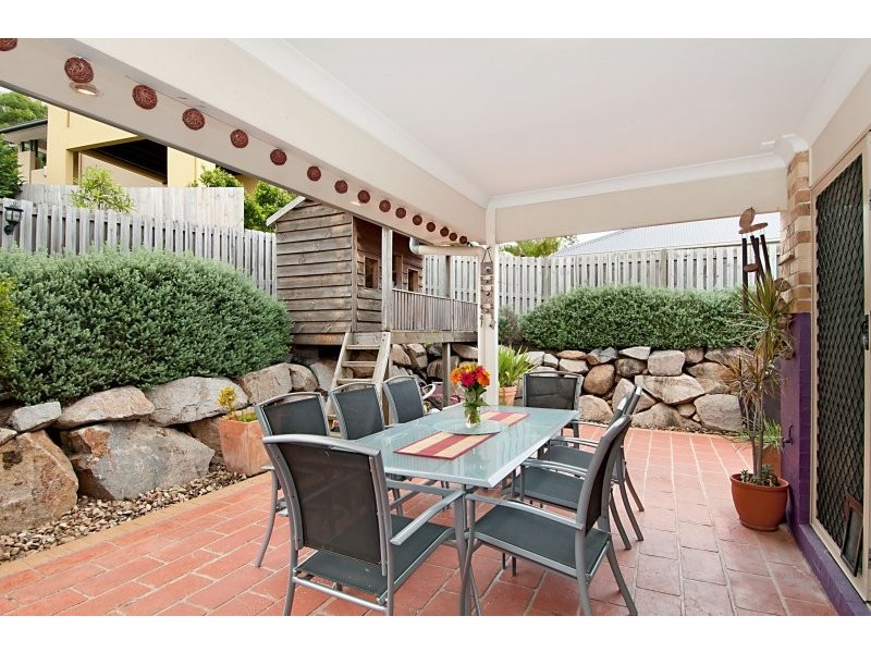 11 Swordgrass Court, Kallangur QLD 4503