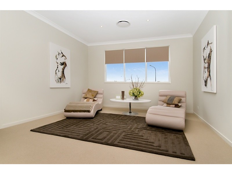 8 Moloney Place, North Lakes QLD 4509