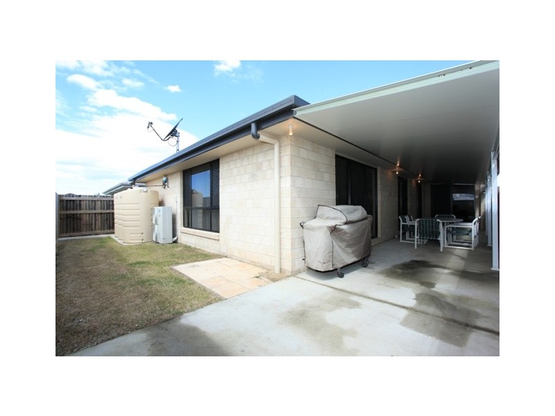 4 Shimao Crescent, North Lakes QLD 4509