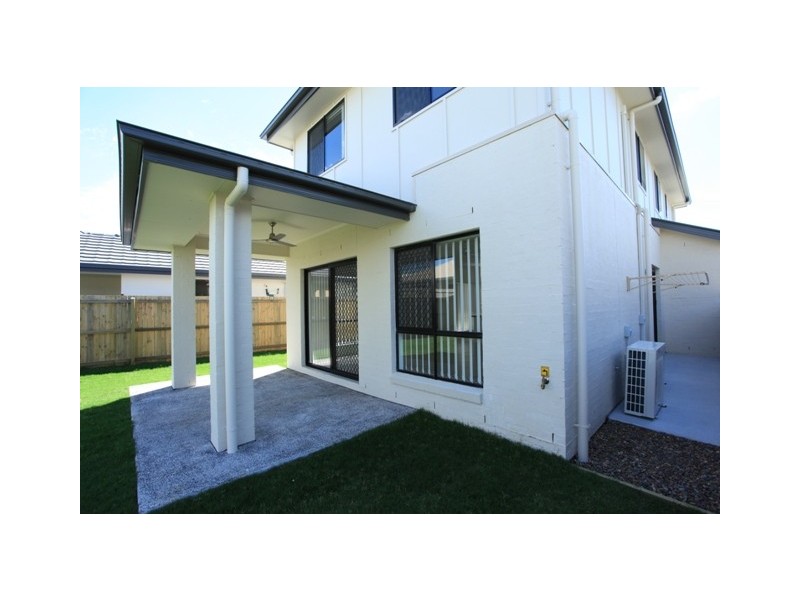 27 Friars Crescent, North Lakes QLD 4509