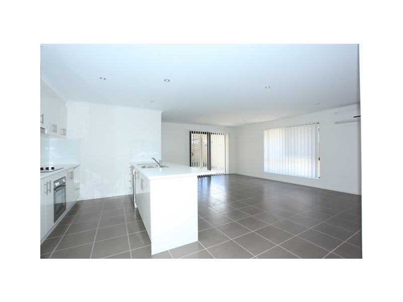 9 Morfontaine Street, North Lakes QLD 4509