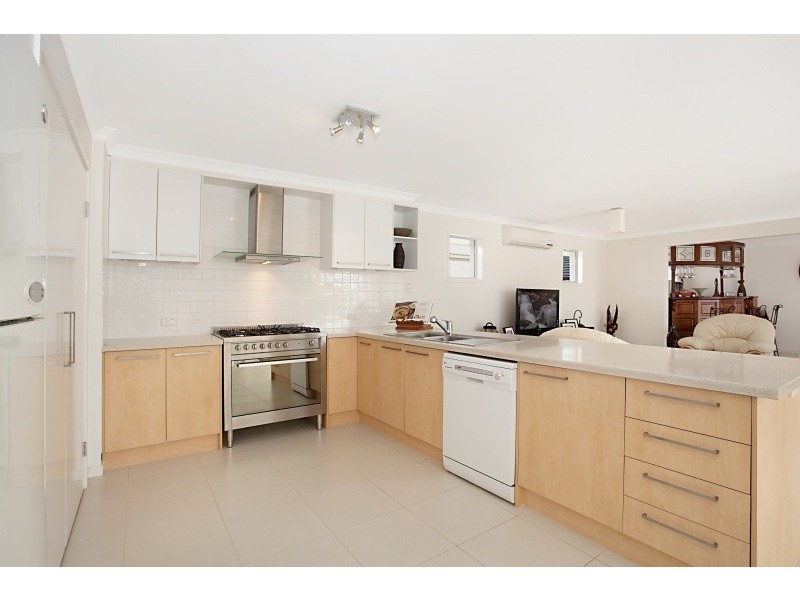 9 Wader Street, North Lakes QLD 4509