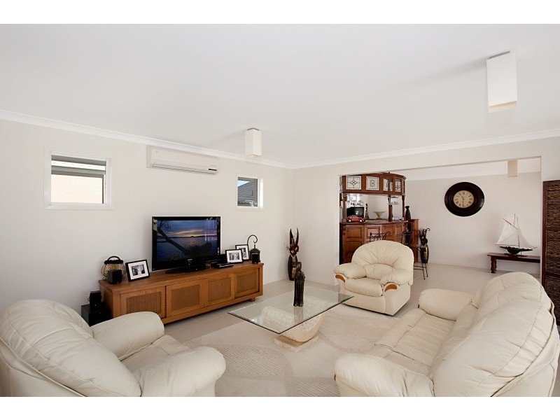 9 Wader Street, North Lakes QLD 4509