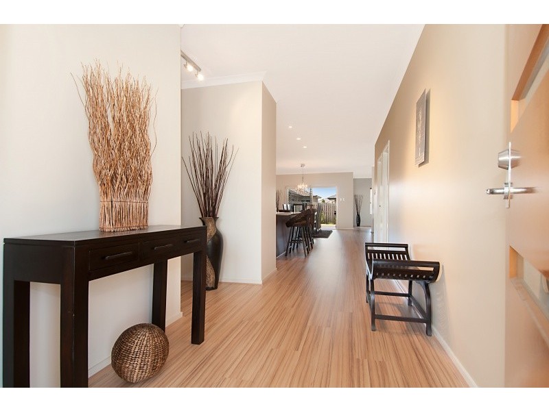 6 Player Street, North Lakes QLD 4509