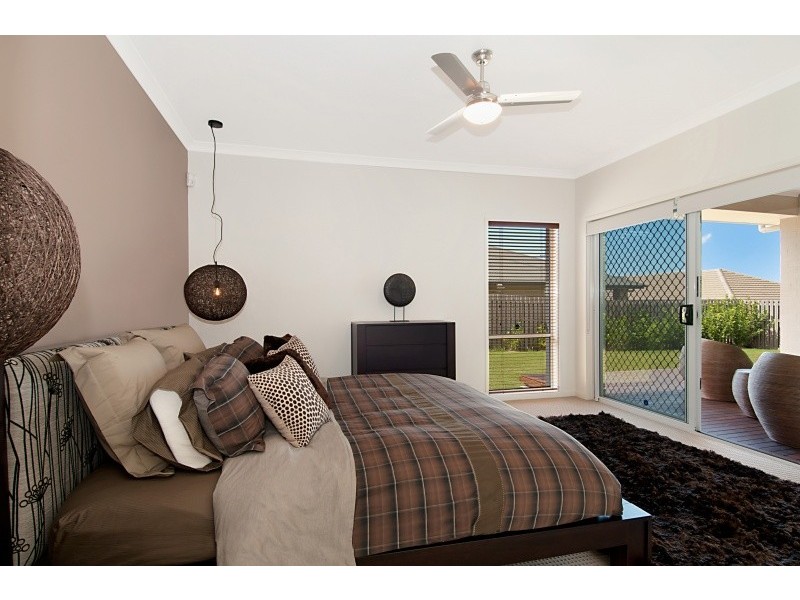 6 Player Street, North Lakes QLD 4509