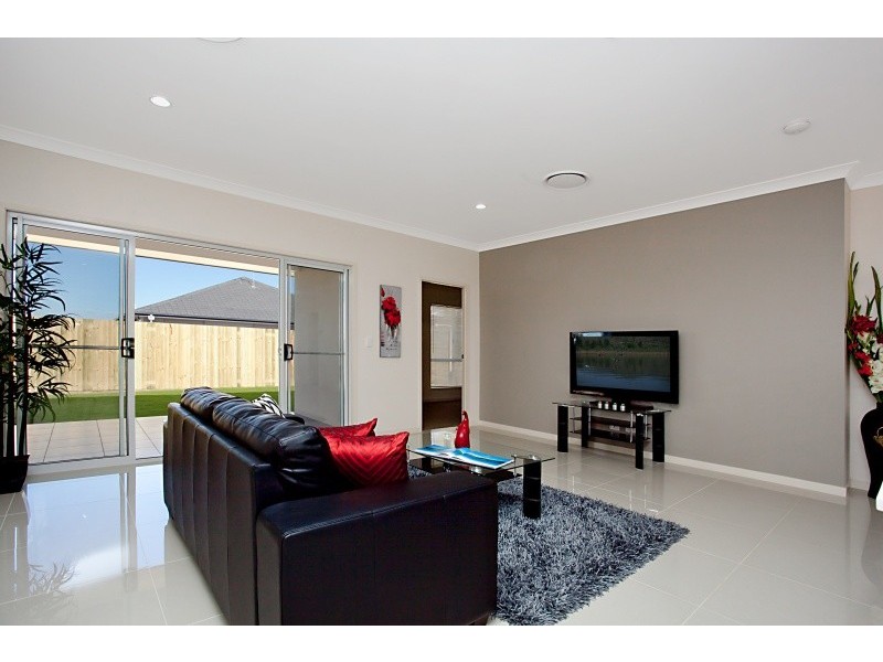 Lot 215, 11 Troon Street, North Lakes QLD 4509