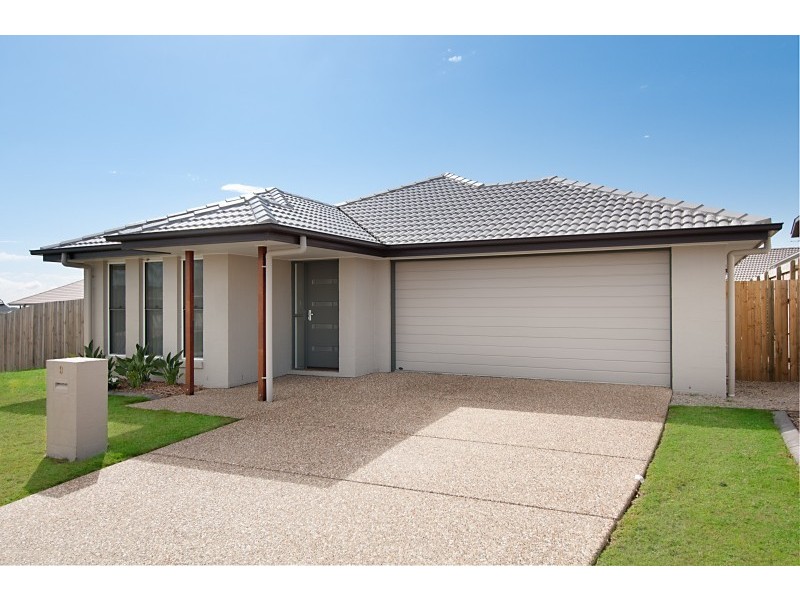 9 Williams Crescent, North Lakes QLD 4509