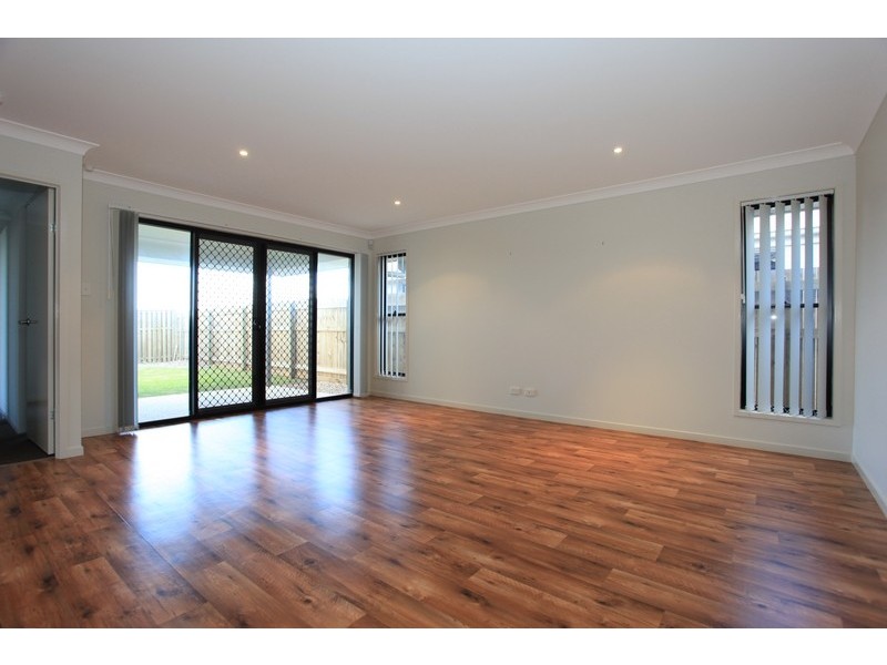 17 Ginger Crescent, Griffin QLD 4503