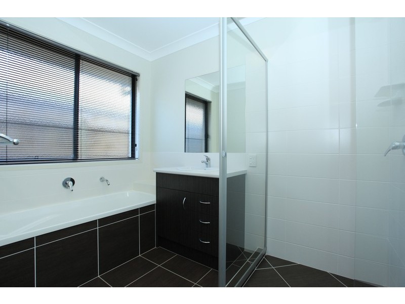 17 Ginger Crescent, Griffin QLD 4503