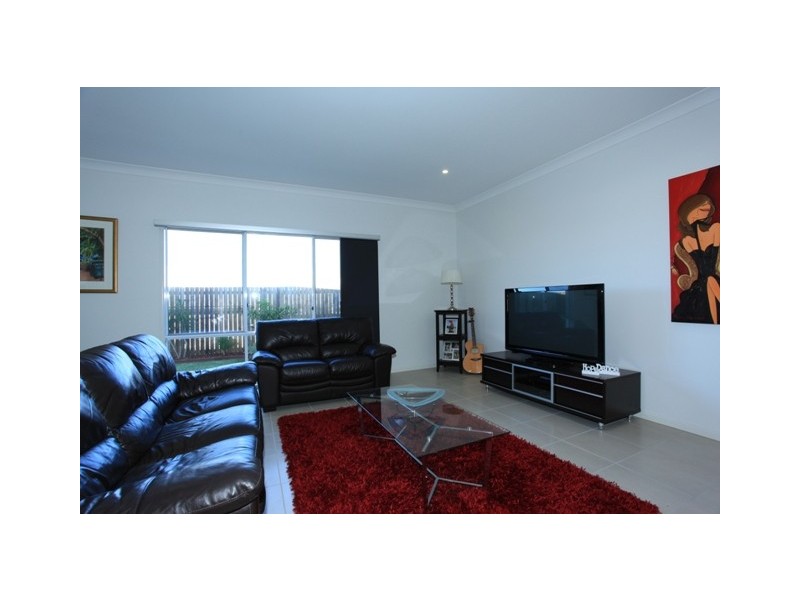 53 Daintree Circuit, North Lakes QLD 4509