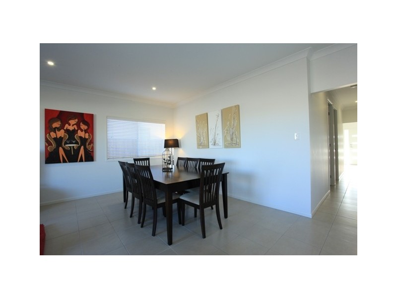 53 Daintree Circuit, North Lakes QLD 4509