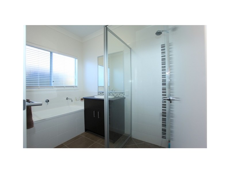 53 Daintree Circuit, North Lakes QLD 4509