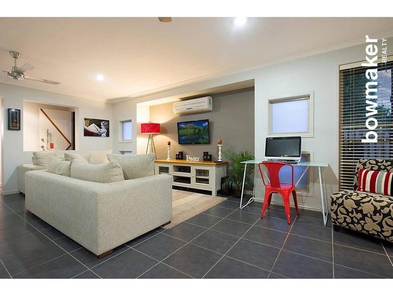 1 Leafwing Street, Kallangur QLD 4503