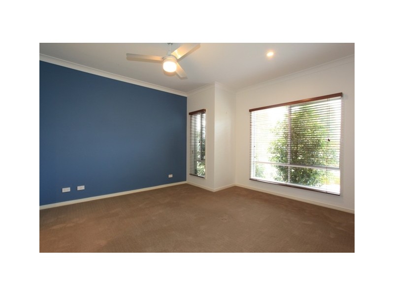 23 Langer Parade, North Lakes QLD 4509