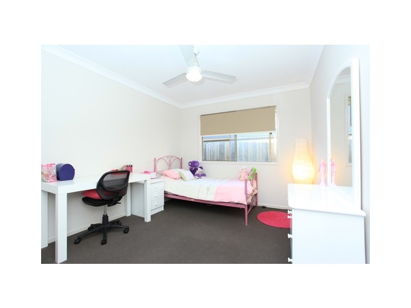 73 Daintree Circuit, North Lakes QLD 4509