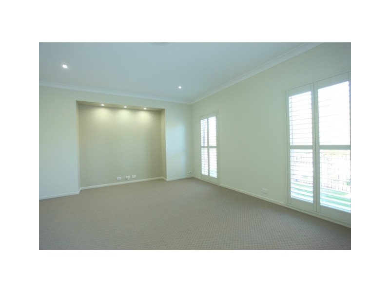 11 Faldo Court, North Lakes QLD 4509