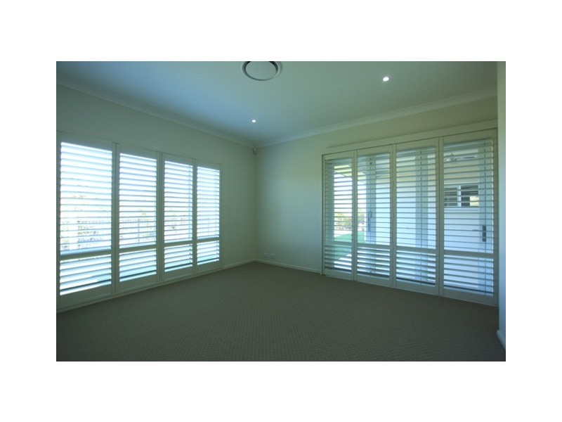 11 Faldo Court, North Lakes QLD 4509