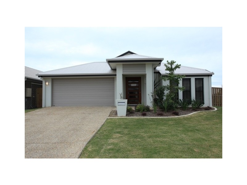 21 Williams Crescent, North Lakes QLD 4509