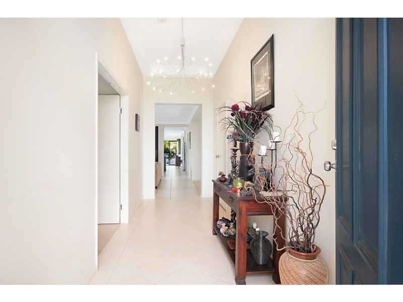 6 Manor Close, Murrumba Downs QLD 4503