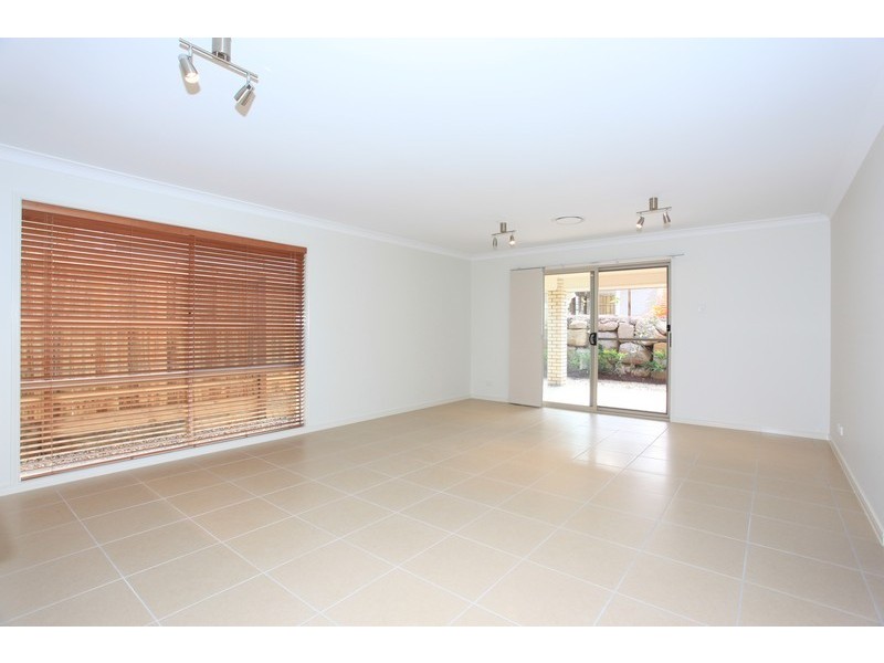 90 Mackintosh Drive, North Lakes QLD 4509