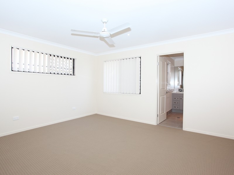 7 First Street, North Lakes QLD 4509