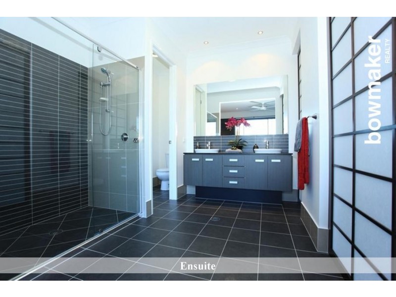 50 Williams Crescent, North Lakes QLD 4509