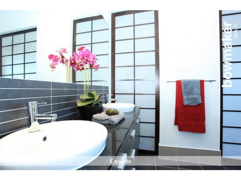 50 Williams Crescent, North Lakes QLD 4509