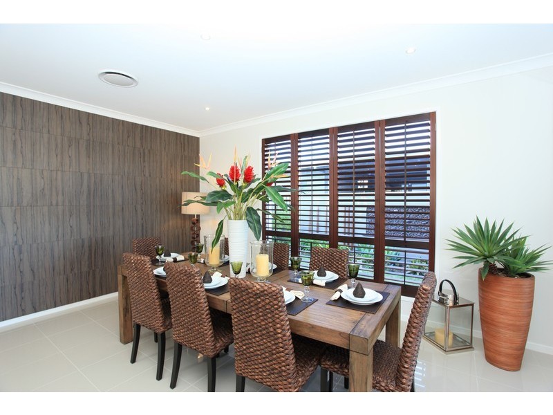 48 Williams Crescent, North Lakes QLD 4509