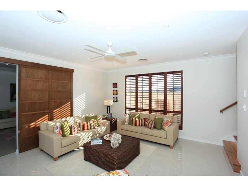 48 Williams Crescent, North Lakes QLD 4509