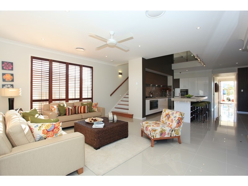 48 Williams Crescent, North Lakes QLD 4509