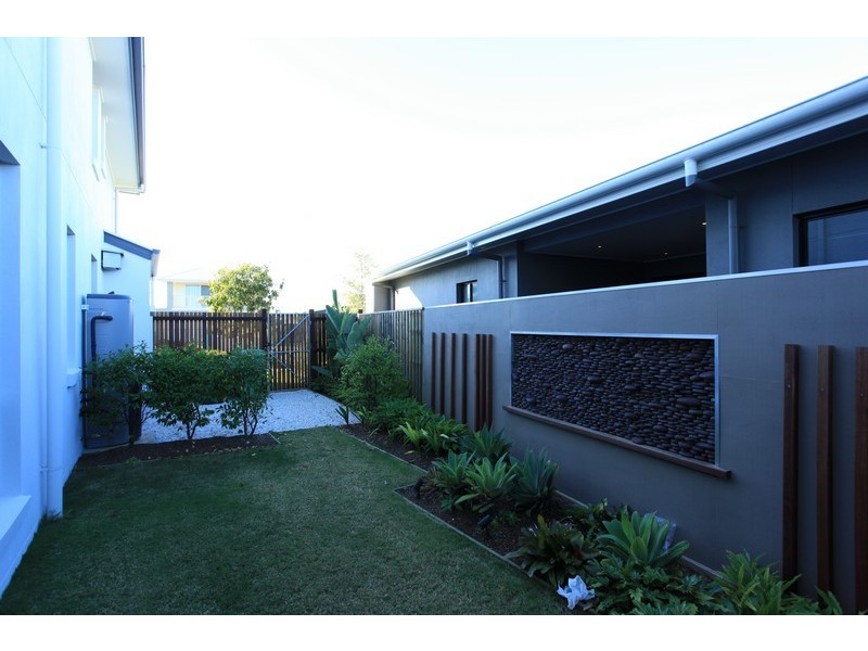 48 Williams Crescent, North Lakes QLD 4509